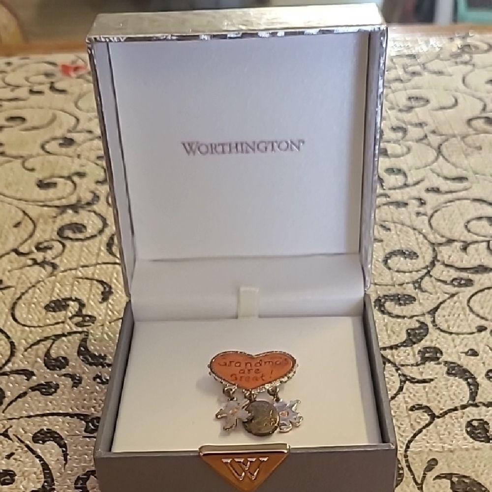 Worthington Grandmother Silver and Gold Heart Pendant
